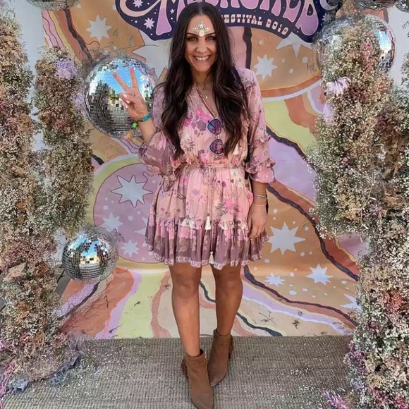 SOLD OUT Boho Gypsy Floral Long Sleeve Ruffle Mini Dress - Picture 2 of 8